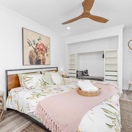 Little Sunshine - Private Acreage Guest Home 赫维湾 外观 照片