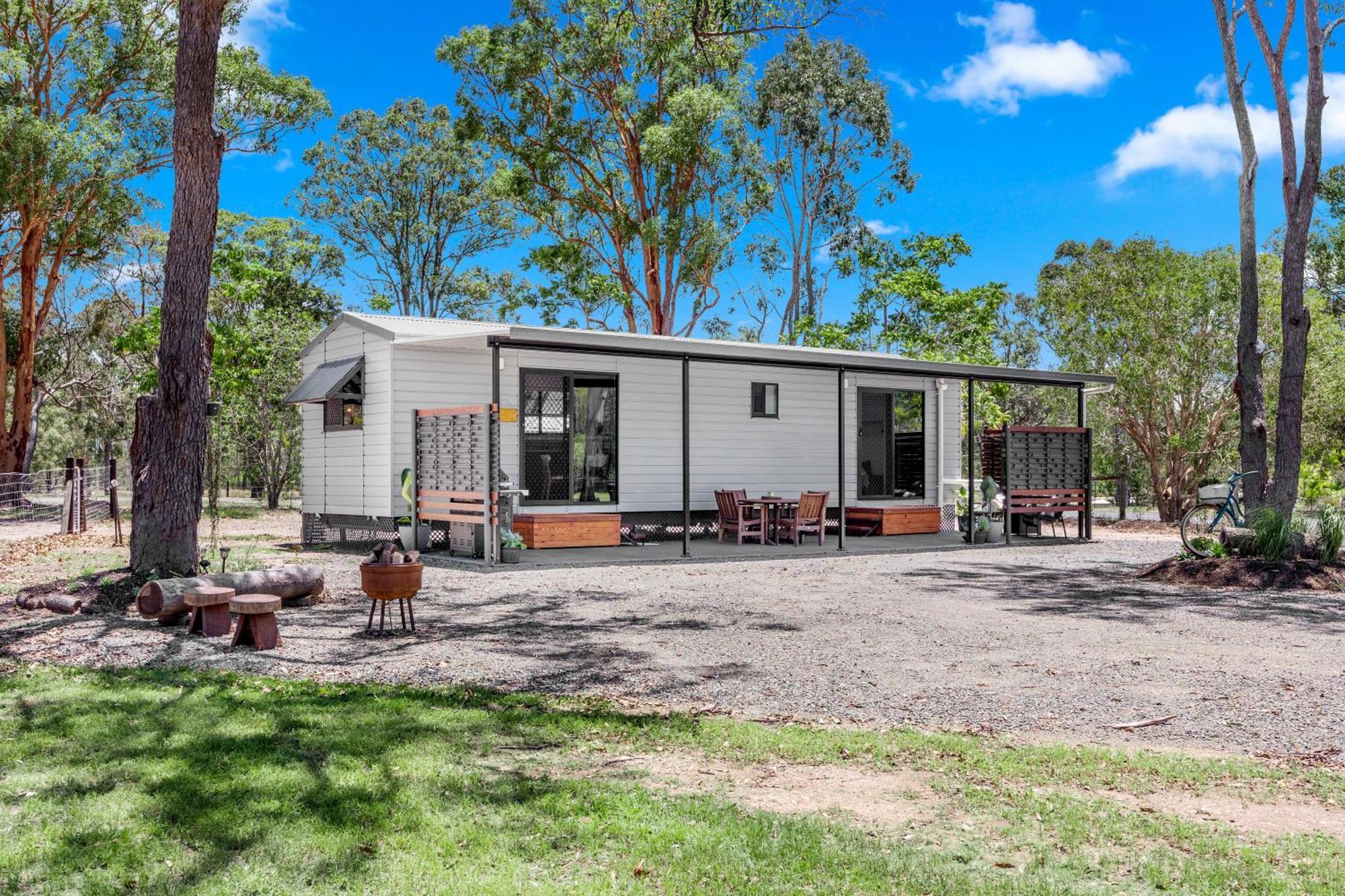 Little Sunshine - Private Acreage Guest Home 赫维湾 外观 照片